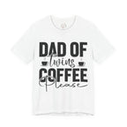 Dad of Twins Coffee Please T-Shirt – Lustiges Zwillingspapa Shirt für den Elternalltag