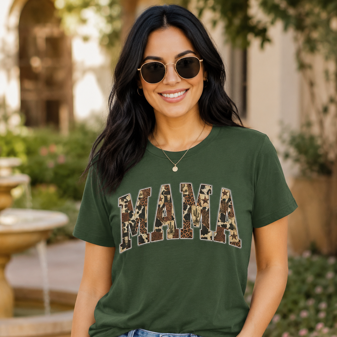 Mama T-Shirt mit Leo-Look und Sternen | Statement Shirt für Mütter