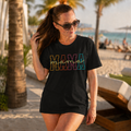 Mama Pastel Outline Shirt – Stylisches Mama T-Shirt mit modernem Retro-Look | Geschenk für Mütter